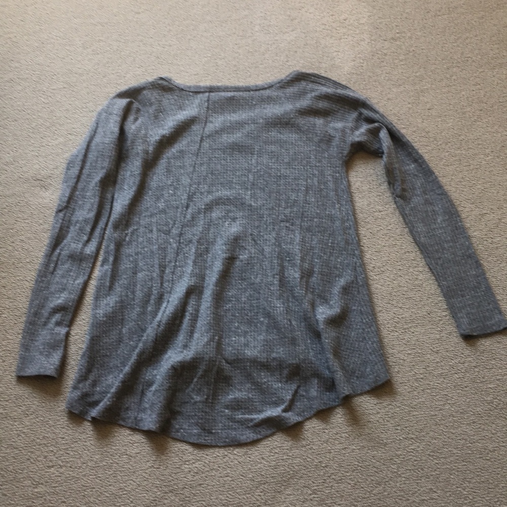 Gray Sun and Shadow Sweater - Picture 4 of 4